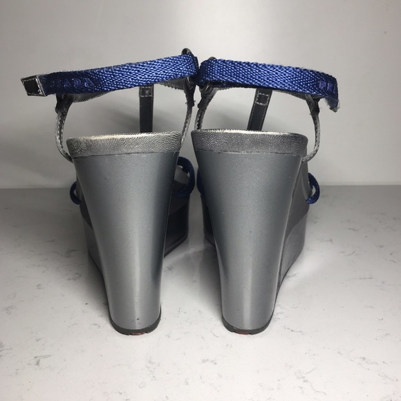 🎀AUTHENTIC PRADA Silver and blue Platform🎀 - Picture 4 of 8